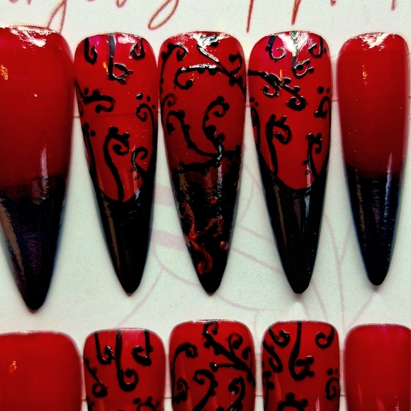 Press On Nails 10pc Long Stiletto Size Med. Red Black Gradient Swirl W Chrome - Picture 3 of 9